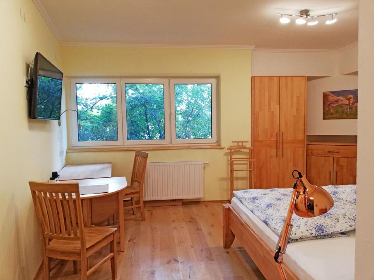 Haus Monti Hotell Maria Lanzendorf Eksteriør bilde