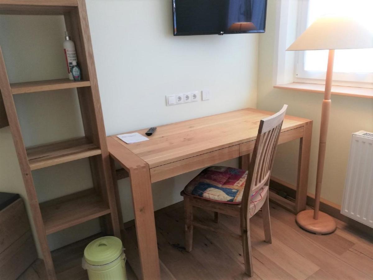 Haus Monti Hotell Maria Lanzendorf Eksteriør bilde